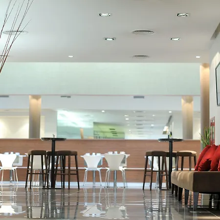Dazzler By Wyndham Buenos Aires Maipu-2